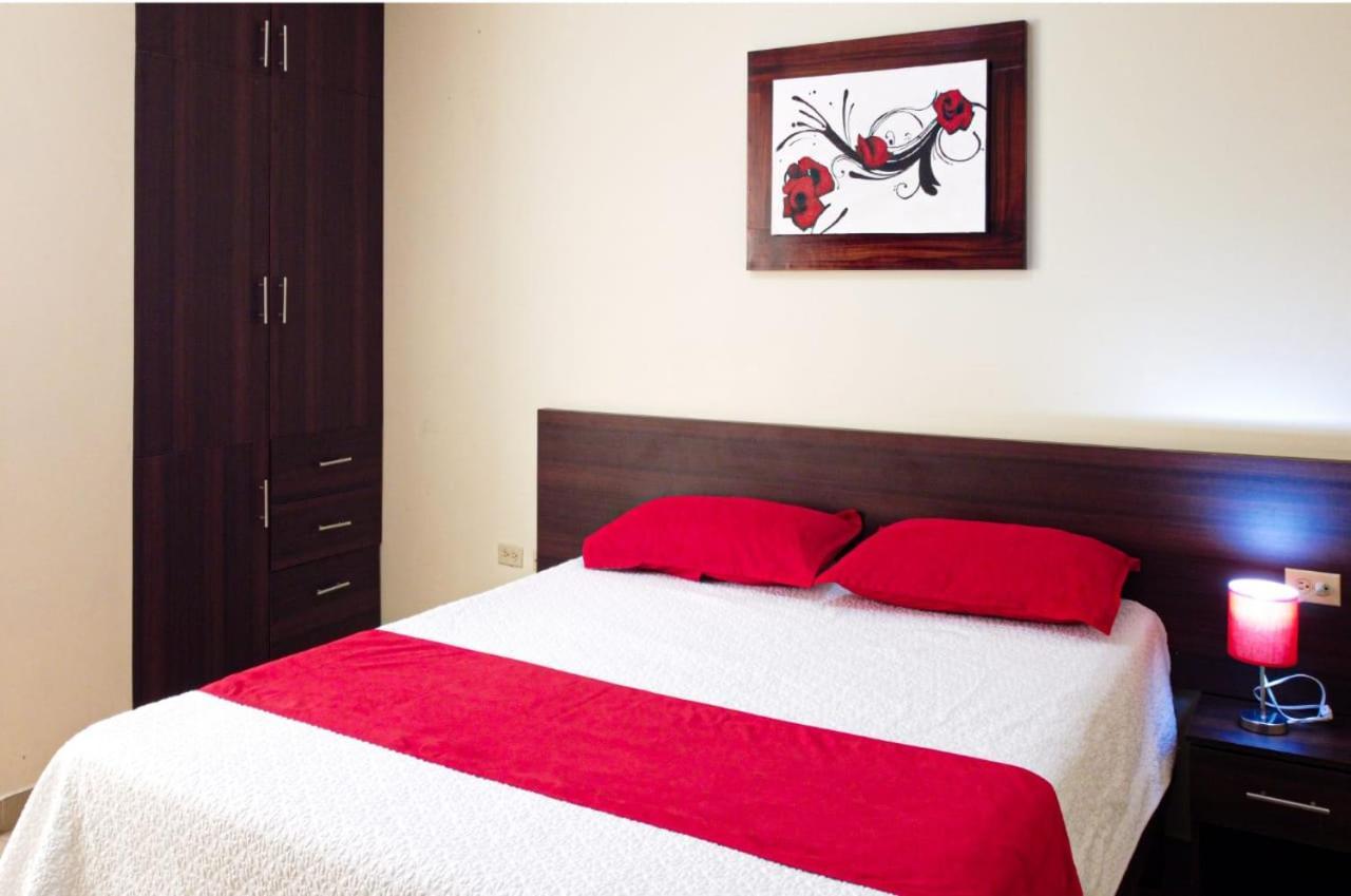 מנטה Hotel Pikeiro Blue מראה חיצוני תמונה