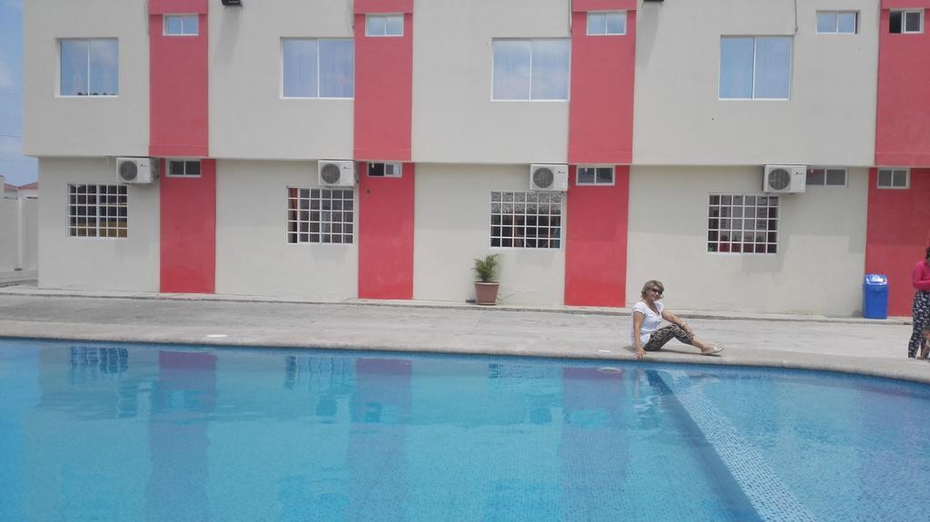 מנטה Hotel Pikeiro Blue מראה חיצוני תמונה